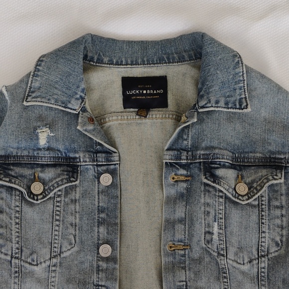 Lucky Brand Jackets & Blazers - Lucky Brand Tomboy Trucker Distressed Denim Jacket - Like New Small